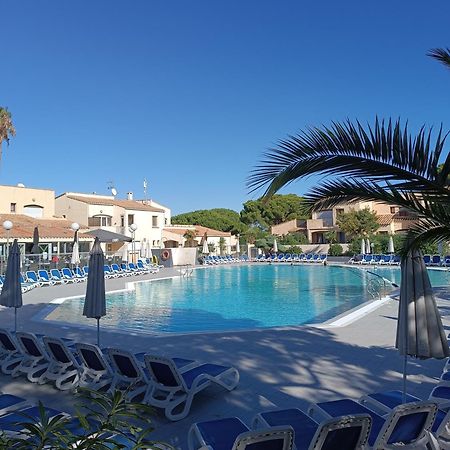Studio Renove Dans Residence De Vacances Avec Grande Piscine Chauffee, Parking Et Terrasse Agde Esterno foto