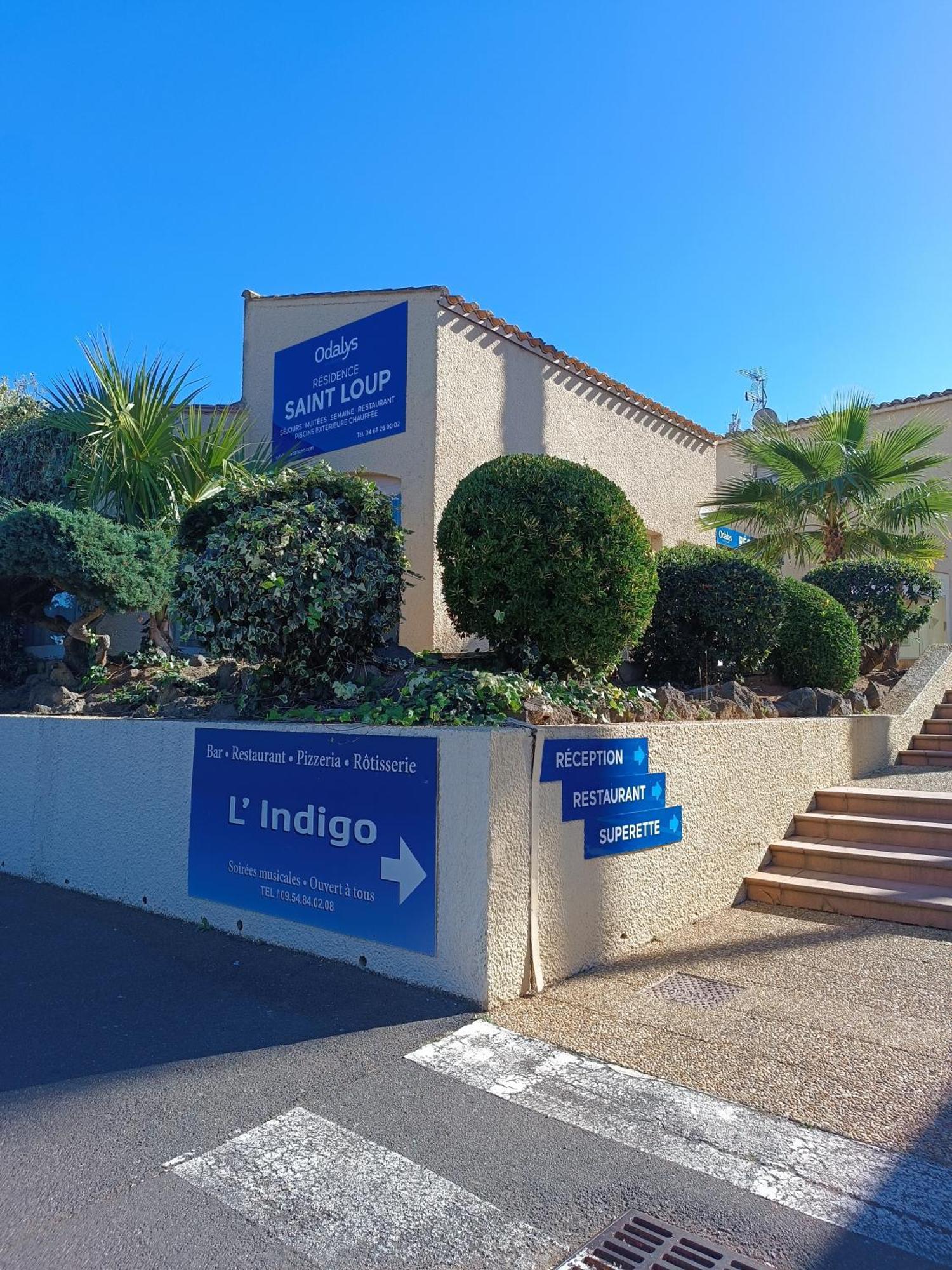 Studio Renove Dans Residence De Vacances Avec Grande Piscine Chauffee, Parking Et Terrasse Agde Esterno foto